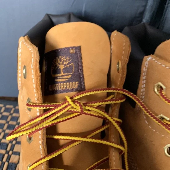 Timberland Waterproof Size 6 Junior’s Boots NEW - Picture 4 of 8